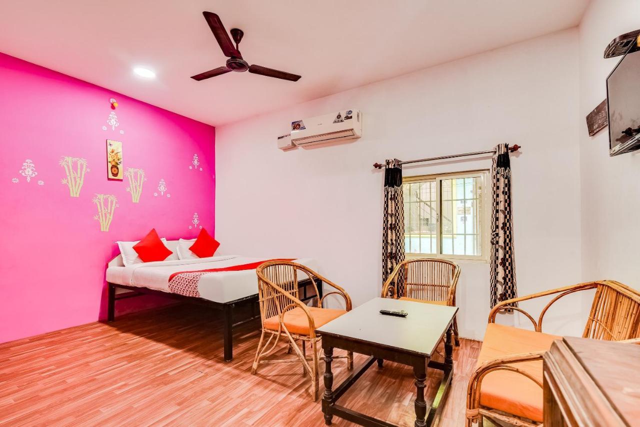 Oyo 62555 Victoria'S Heritage Hotel Пондичери Екстериор снимка